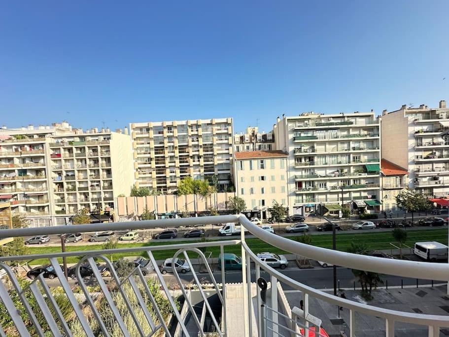 Appartement Avec 4 Chambres Doubles - Proche De La Mer, Des Transports Et De La Promenade Des Anglais Nice Bagian luar foto